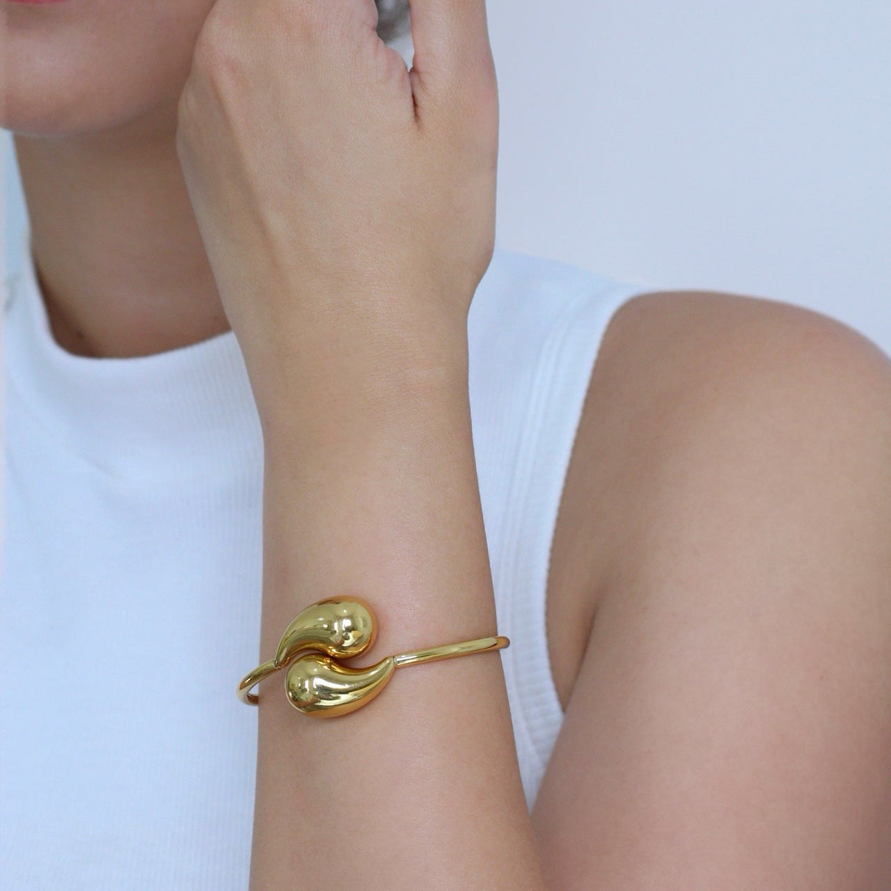 Bracelete gota em Aço inoxidável