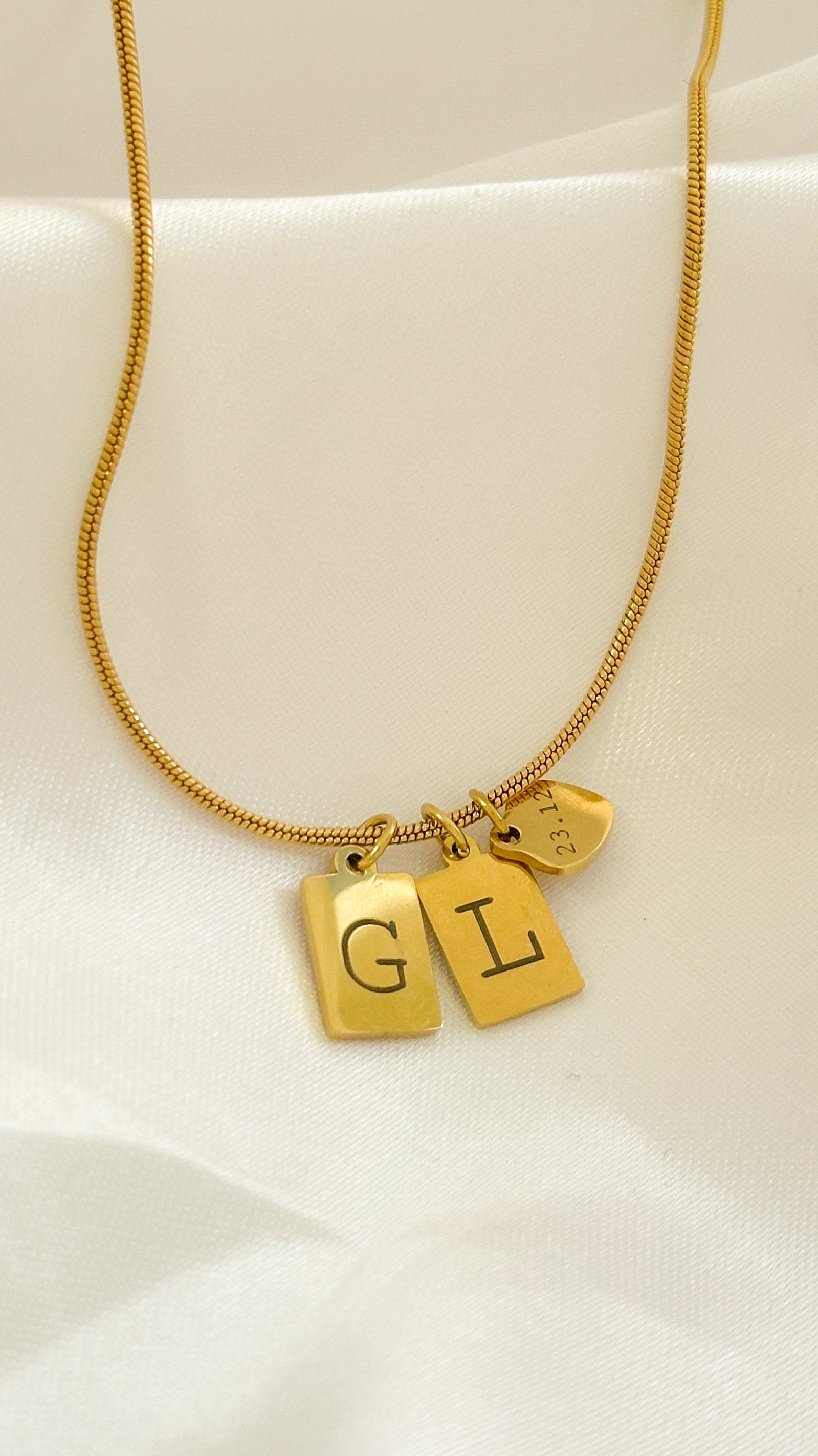 Colar personalizado 45 cm - plaquinhas