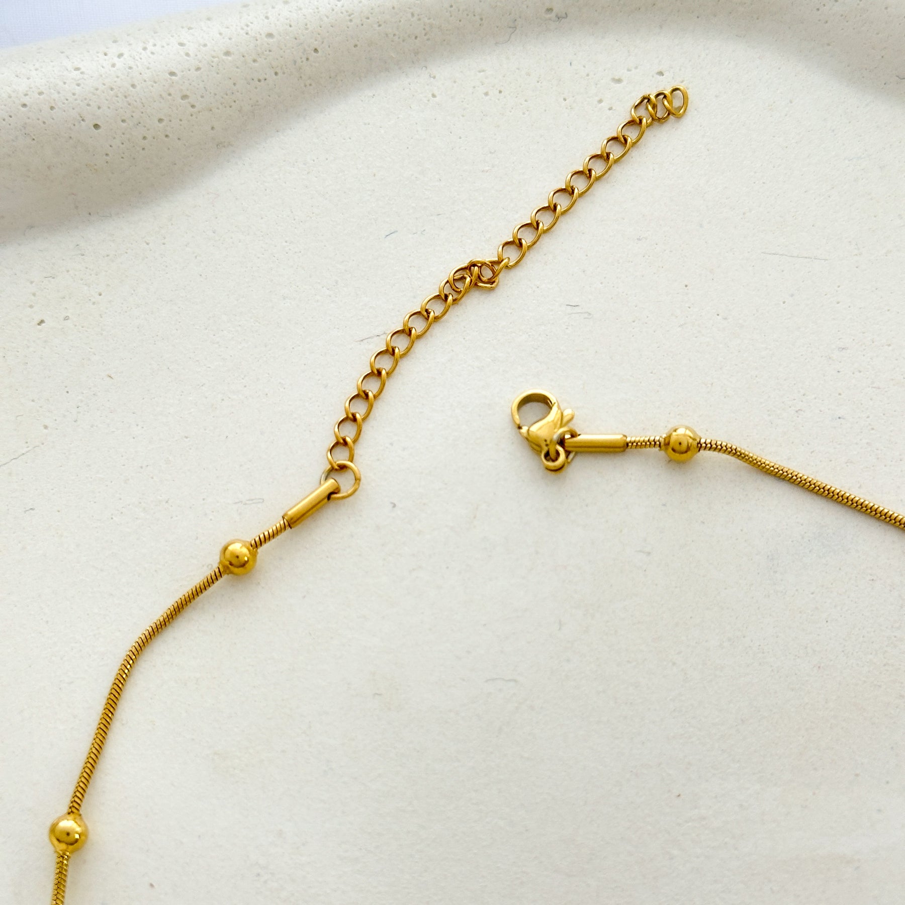 Colar choker em aço inoxidável