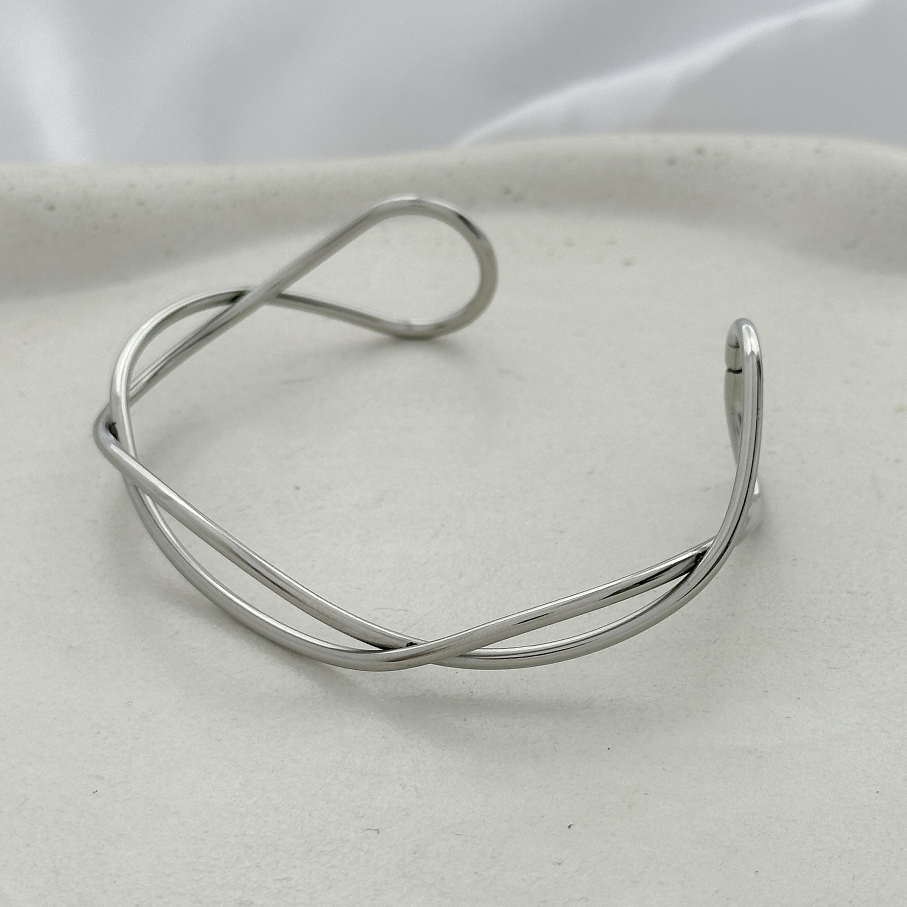 Bracelete ondas infinitas - aço
