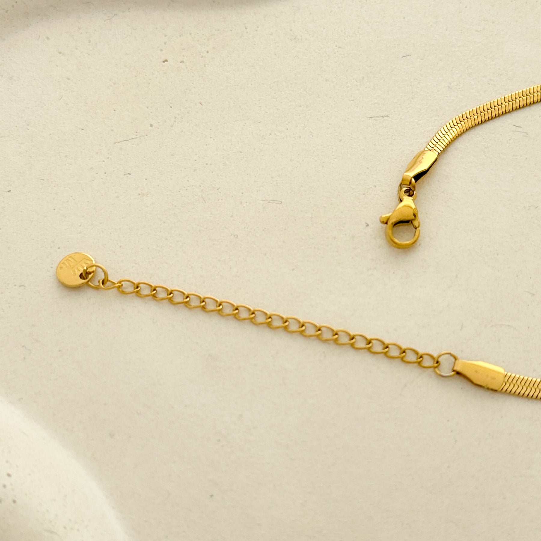 Pulseira fita em aço
