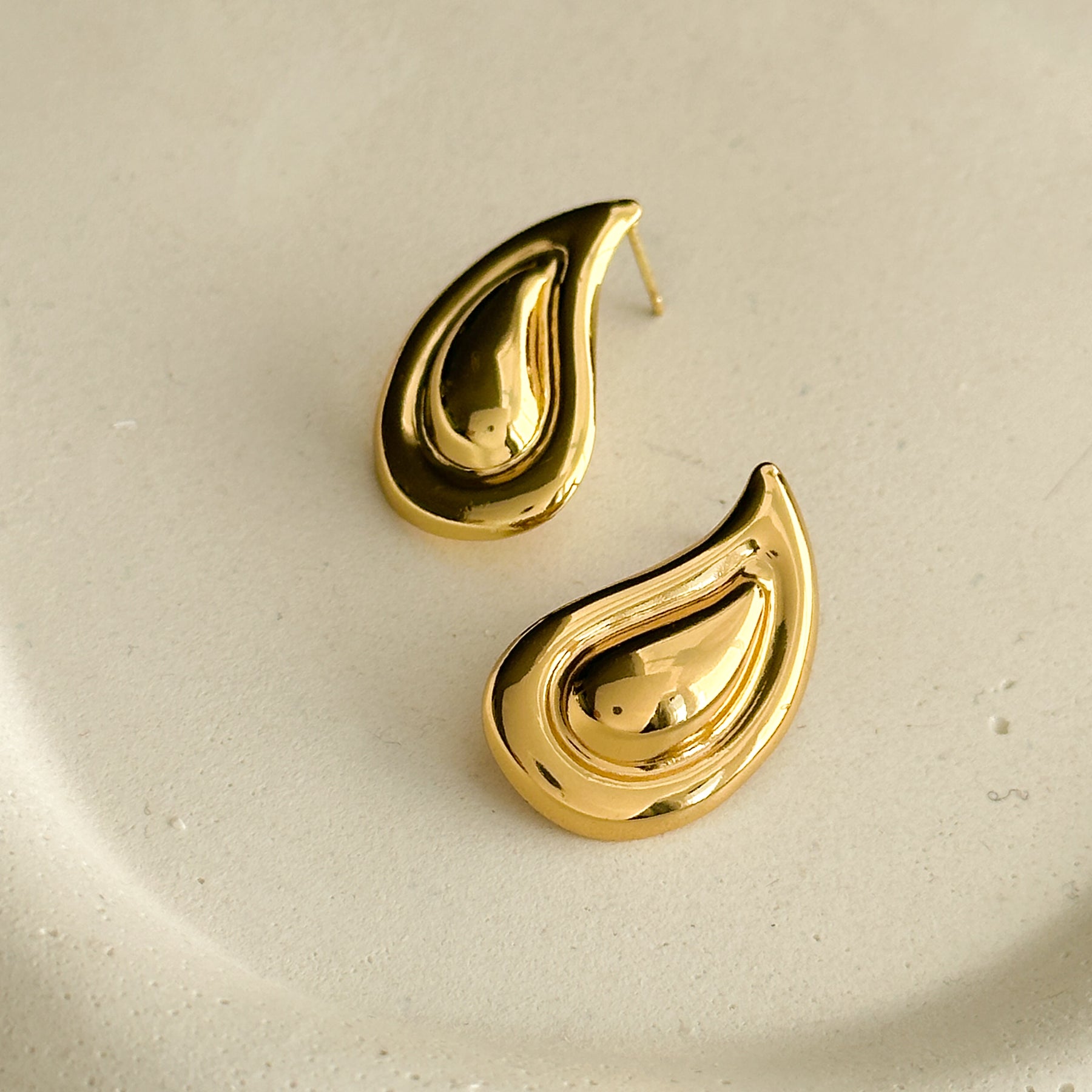 Brinco AÇO - gota chapada