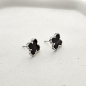 Brinco trevo em AÇO