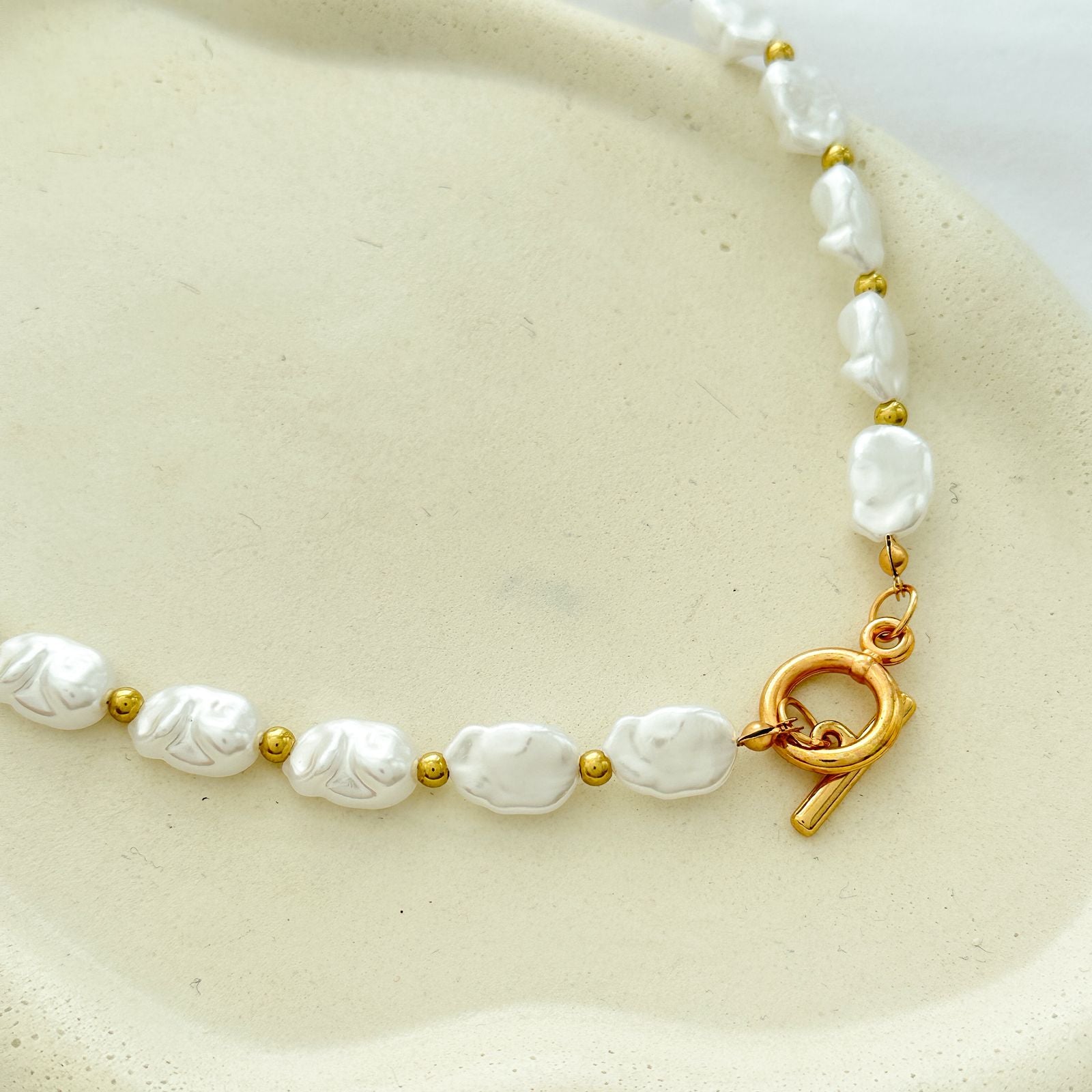 Colar pérolas orgânicas