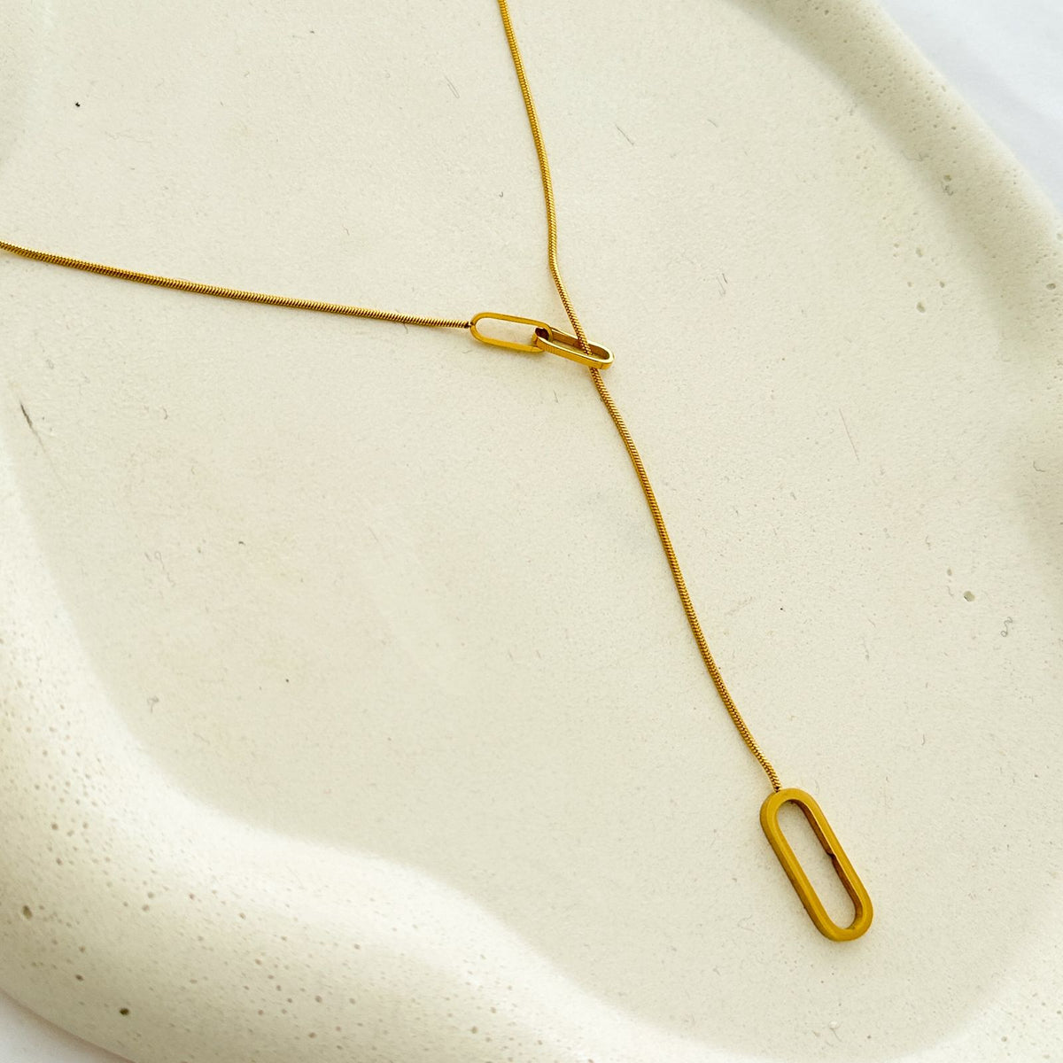 Colar gravatinha em AÇO