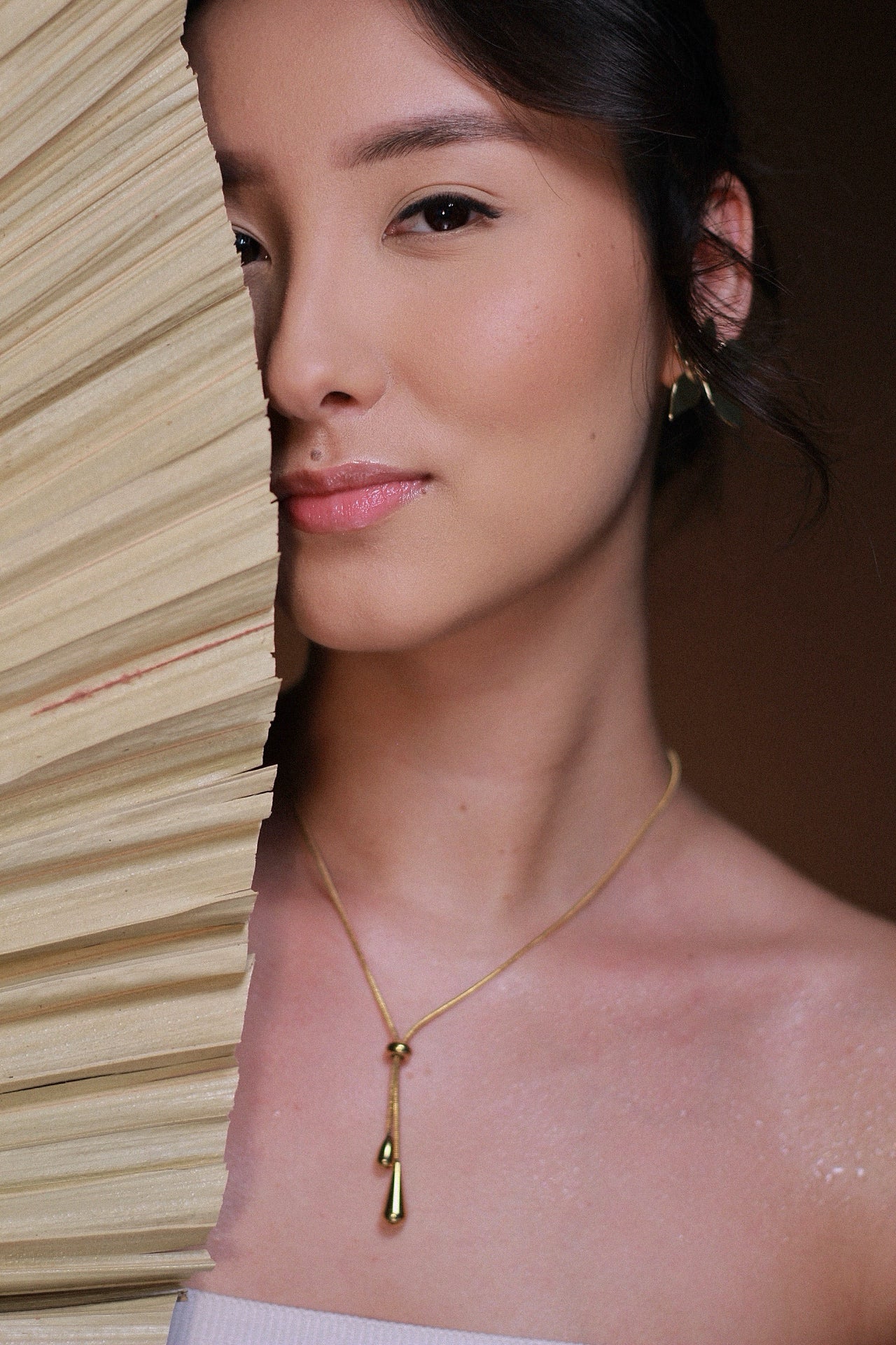 Colar gravatinha em aço