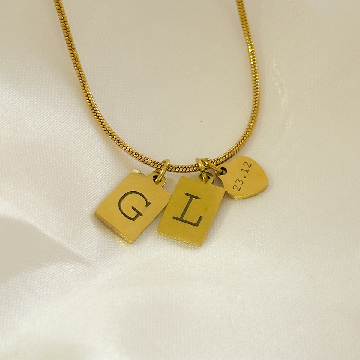 Colar personalizado 45 cm - plaquinhas