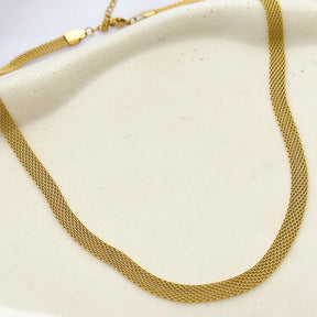 Colar em aço malha trançada