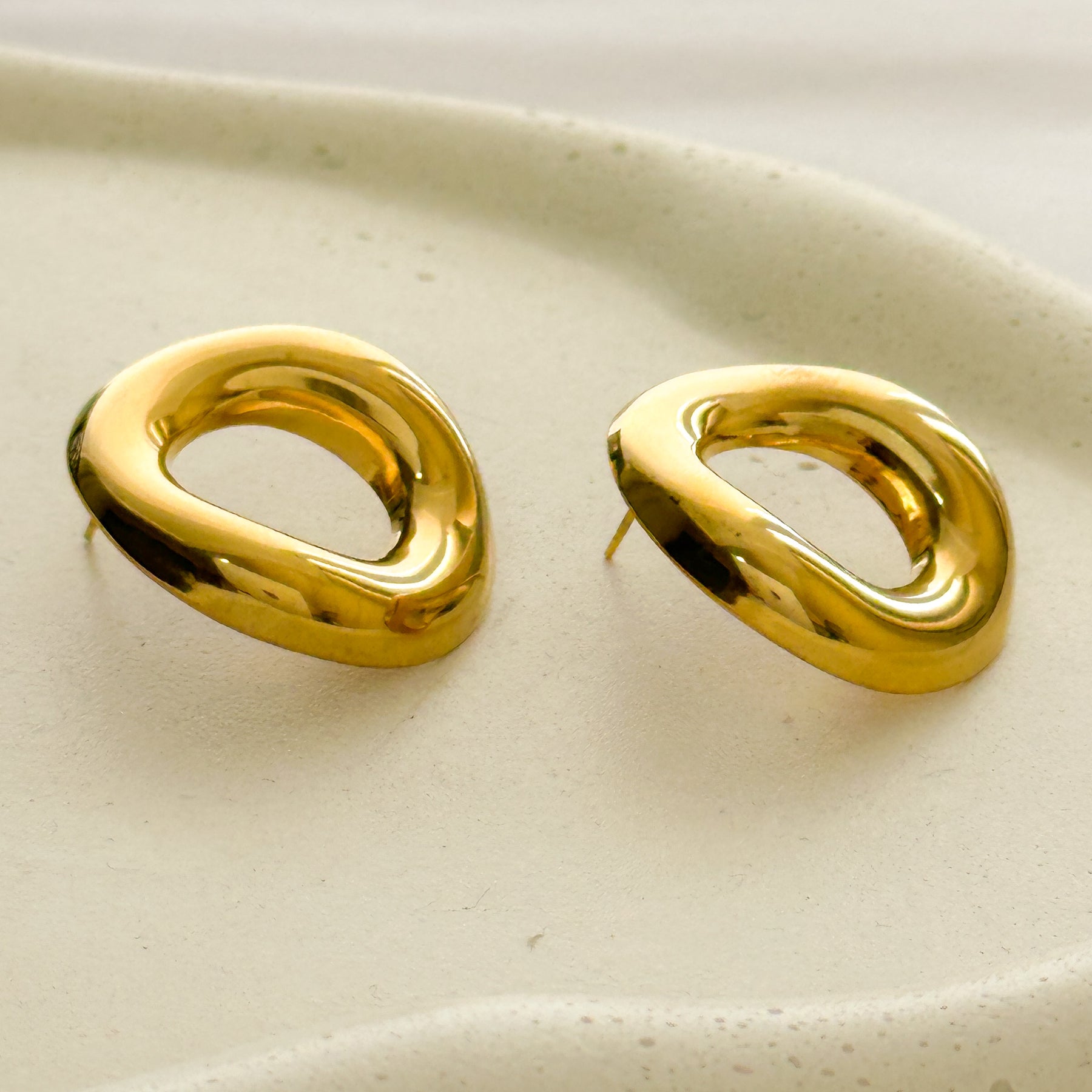 Brinco AÇO - orgânico vazado