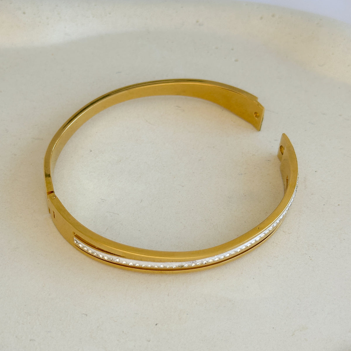 Bracelete com cravejado - Aço