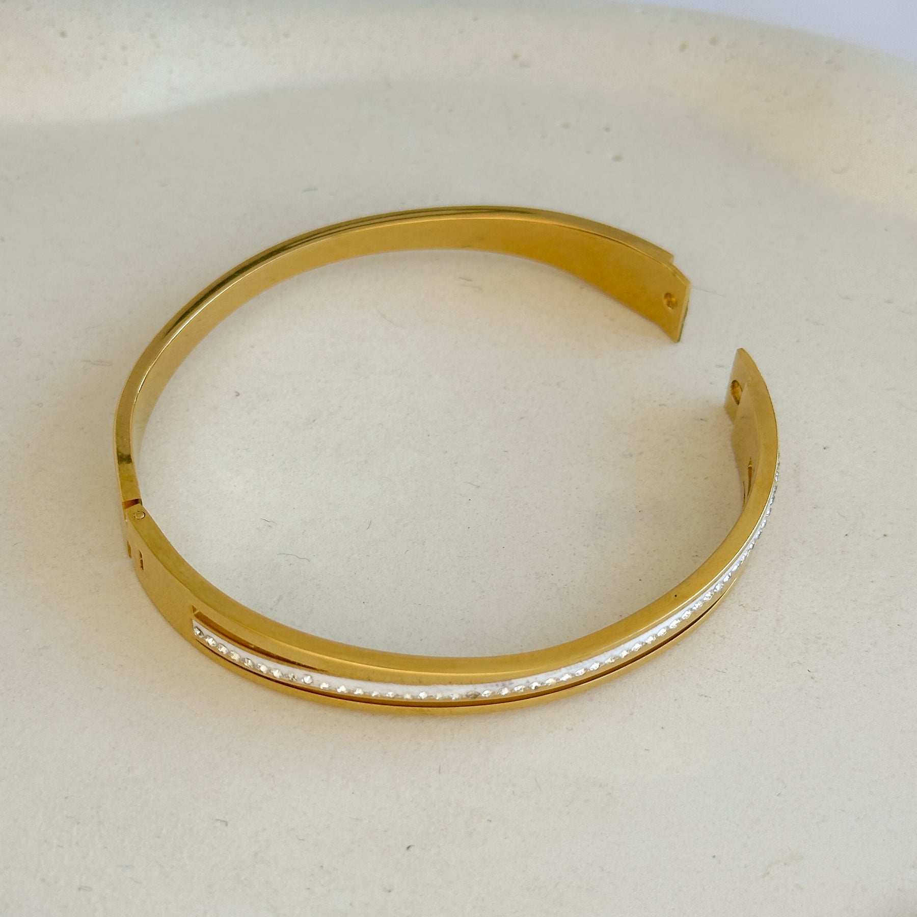 Bracelete com cravejado - Aço